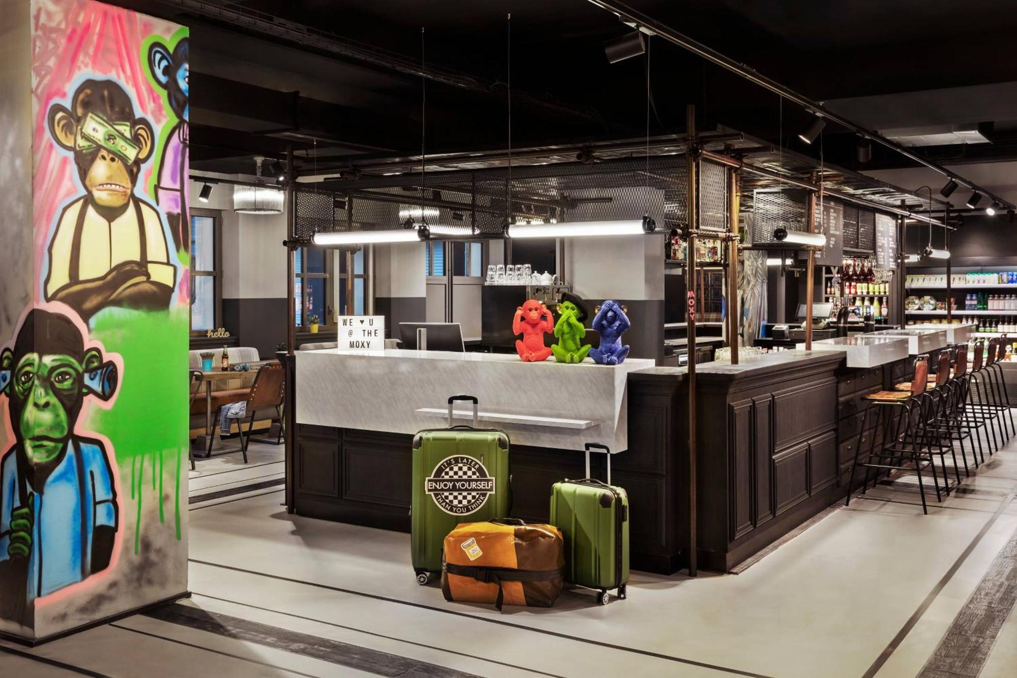 Moxy Lille City Bagian luar foto